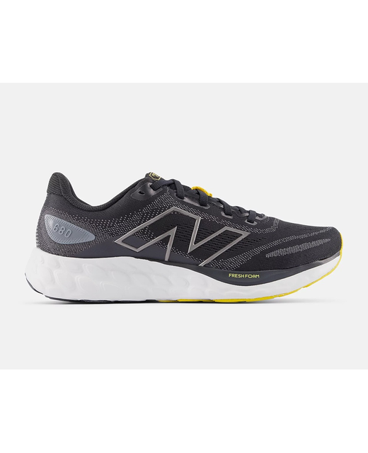 New Balance M680CB8